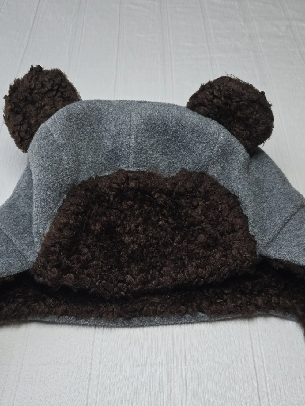 Gap Kids Teddy Bear Ear Flap Hat Size L/XL (54-56 CM)